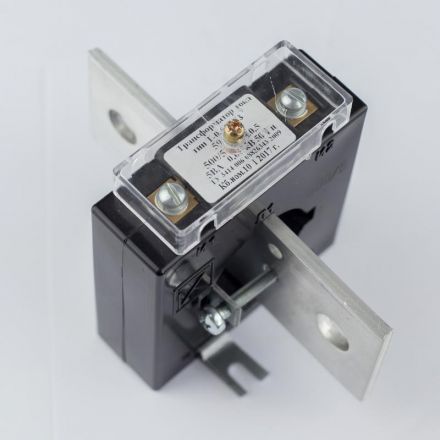 Трансформатор тока измерительный Т-0,66 5 ВА 0,5 600/5